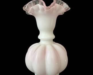 Vintage Fenton Peach Crest Melon Vase