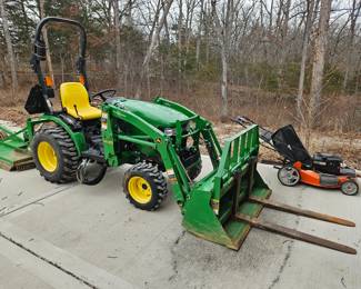 2016 John Deere compact utility tractor