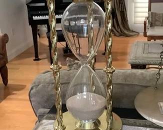 2 ft tall hourglass