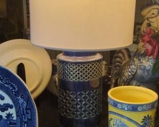 MidCentury Artef Ceramic Table Lamp with Lattice Detail