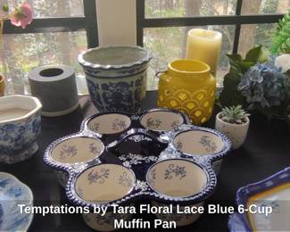 Temptations by Tara Floral Lace Blue Cup Muffin Pan