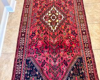Kaskas Oriental Rug Gallery Inc.: Turkish Bahktiar rug, fine wool, 4.8 x 10.4, Cert of Authenticity