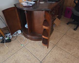 Pre-Selling Desk