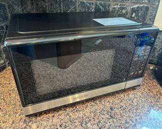204 New Black Decker Microwave