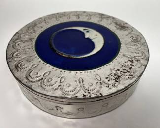 204 Ceramic Devils Moon Tin