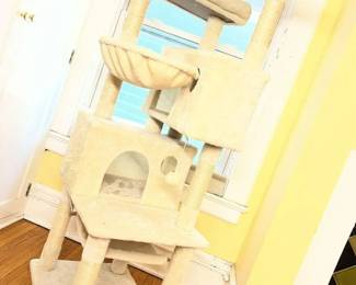 204 Cat Tree