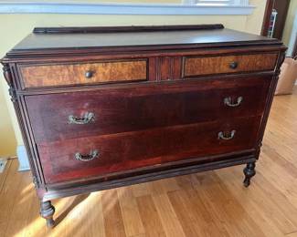 204 Vintage 4Drawer Lowboy