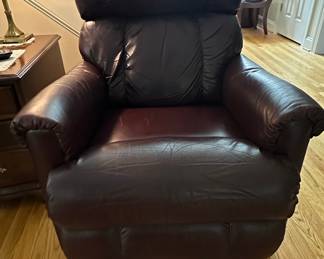 La-Z-Boy Pinnacle Leather Recliner