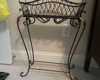 Ornate Wrought Iron Plant Stand with Basket - PartyLite Garden Lites Collection