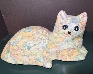 Bynums Kozy Kritters Hand-Crafted Cat Figurine