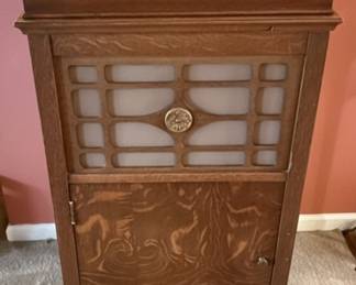 Silvertone "Victrola" Style Phonograph