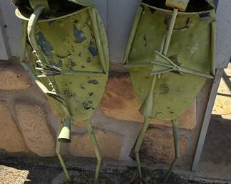Vintage Metal Frog Garden Sculptures (Pair)