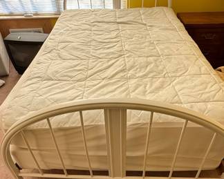 Painted White Wood Full Size Bed