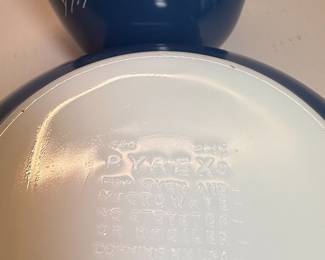 Pyrex Colonial Mist Mixing Bowls Set