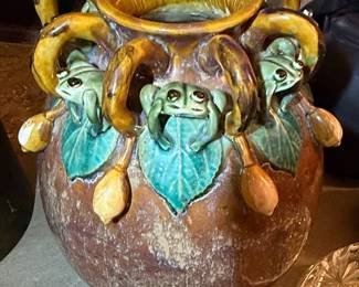 Majolica Style Frog Vase