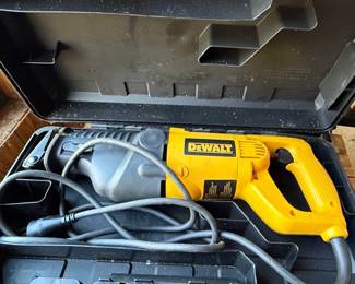 DEWALT DW311 Reciprocating Saw with Case