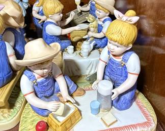 Denim Days "HOMCO" Figurines Collection