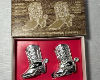 Western Boot Metal Salt and Pepper Shakers Set with Texas Embellishment