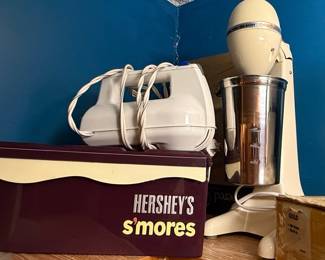 Assorted Small Kitchen Appliances - Hershey S'mores maker, hand mixer and Hamilton Beach Mixer