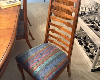 Vintage colonial revival dining table and chairs 