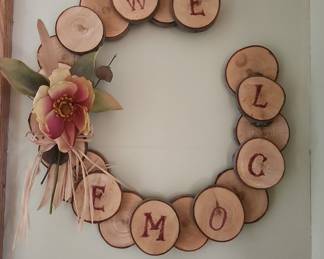 Rustic "Welcome" Wood Slice Wreath with Artificial Flower
