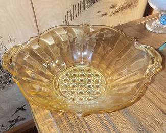 Anchor Hocking Fairfield Amber Flower Frog Bowl