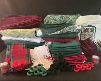 Christmas Table Dressings