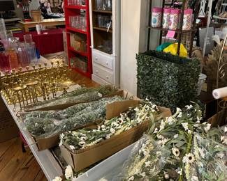 FLOWERS- FLORAL STEMS