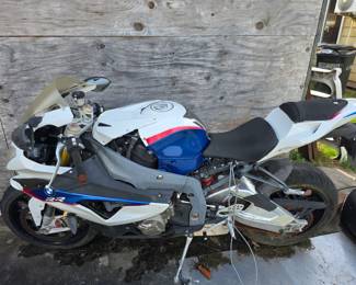 2010 -2014 BMW S100RR  NO TITLE SOLD ASIS-IS PARTS BIKE