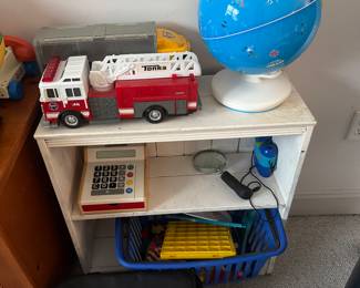 Tonka fire truck and globe 