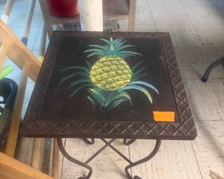 Pineapple side table 