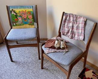 Set of 4 Mid Century Teak Accent Chairs with Grey Upholstery