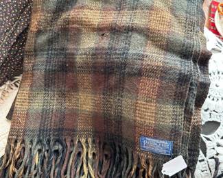 Pendleton Brown Tartan Plaid Fringe Wool Throw Blanket