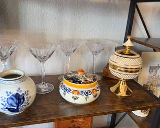 Italian gilt porcelain Fiorentine vase