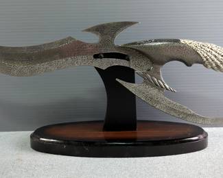 Maxam Dual Blade Fantasy Knife, 15" Total Length, With Display Stand 