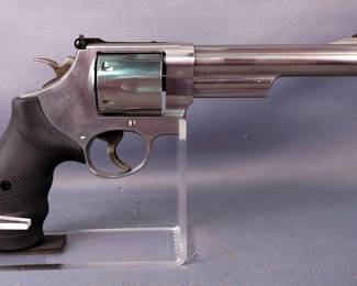 Smith & Wesson 629-6 .44 Mag 6-Shot Revolver SN# EDZ5124, Paperwork, In Hard Case 