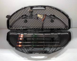 Predator Compound Bow, 55.70 Draw Weight, 29.31 Draw Length, Fiber Optic Sights, Whisker Biscuit, 6 Gold Tip XT Hunter Arrows With Training Tips, 29.5" Arrows, In Hard Case