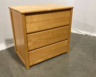 Lot 5001 Vermont Precision Woodworks MCM Style Chest of Drawers