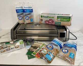 Lot 383 GameSaver Foodsaver Titanium  Bags