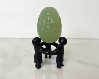 Lot 552 Vintage Hand Carved Chinese Jade Egg