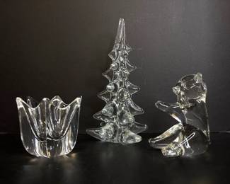 Lot 330 Orrefors Belle Tulip Crystal Bowl  Glass Bear  Handblown Glass Tree