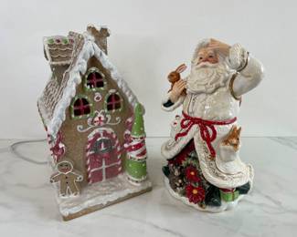 Lot 401 Fitz and Floyd Snowy Woods Santa Music Box  Light Up Gingerbread House