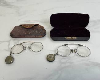 Lot 532 Antique Pincenez Eyeglasses