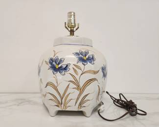 Lot 288 Vintage Hand Painted Floral Ceramic Table Lamp