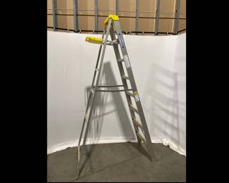 Lot 5026 Werner 8ft medium duty Aluminum Step Ladder