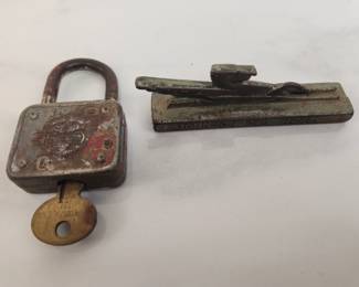 Lot 289 Vintage Master Lock Co 77 and Johnson Sea Horse Paperweight