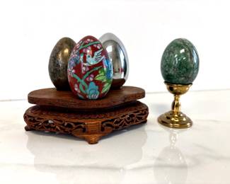 Lot 569 Vintage New Zealand Jade Egg  Metal Musical Egg  More