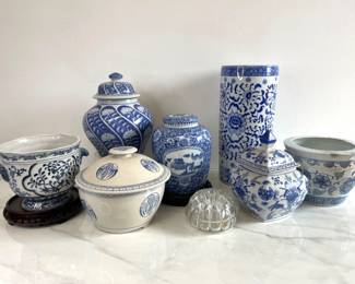 Lot 442 Blue and White Porcelain Pots  Ginger Jars  Umbrella Stand