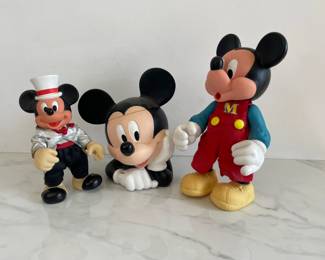 Lot 5069 Mickey Mouse Disney Collectibles