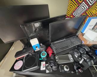 Electronics lot, Nintendo Switch, Ring, JBL, Nikon camera